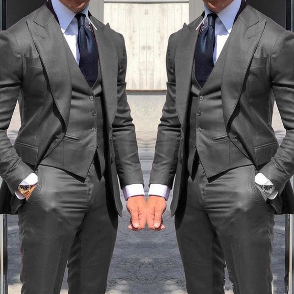 mans wedding suits man groom wear tuxedos blazer party business suit wedding prom dresses peaky blinders 3pieces 05, Black;gray
mans wedding suits man groom wear tuxedos blazer party business suit wedding prom dresses peaky blinders 3pieces 05, Black;gray
