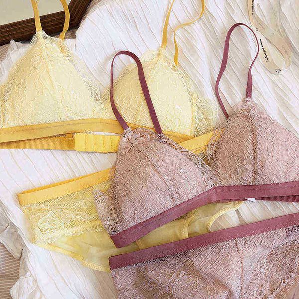 bras sets lace triangle cup thin section bralette no steel ring comfortable large breasts lingerie gathered underwear bra set t220907, Red;black
bras sets lace triangle cup thin section bralette no steel ring comfortable large breasts lingerie gathered underwear bra set t220907, Red;black