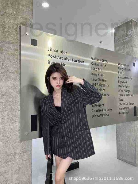 women's jackets designer 2022 autumn new vertical stripe denim suit coat fashion casual washing long sleeve 156614 r8bh, Black;brown
women's jackets designer 2022 autumn new vertical stripe denim suit coat fashion casual washing long sleeve 156614 r8bh, Black;brown