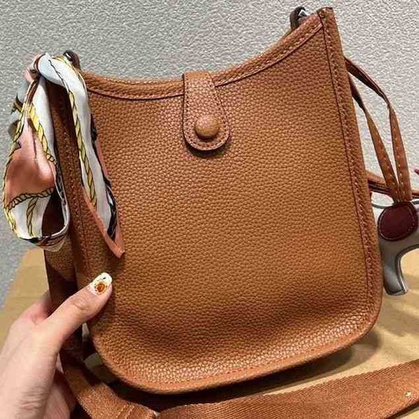 handbags herme crossbody bags evelyn mini high setting leather togo head single shoulder diagonal bag
handbags herme crossbody bags evelyn mini high setting leather togo head single shoulder diagonal bag