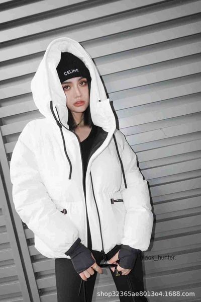 women's down prads designer autumn winter new triangle color contrast hooded bread coat simple fashion warm top, Black
women's down prads designer autumn winter new triangle color contrast hooded bread coat simple fashion warm top, Black