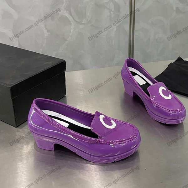 womens patent leather dress shoes fashion loafers shoes quilted textur chunky low heel 5cm rubber sole flat casual shoe france designer 22ss, Black
womens patent leather dress shoes fashion loafers shoes quilted textur chunky low heel 5cm rubber sole flat casual shoe france designer 22ss, Black