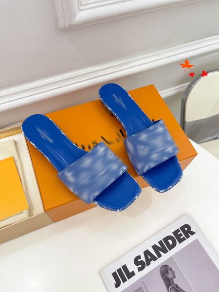 designer women slippers lady cartoon big head slides oran classic open toe casual flat slide real soft leather rubber slipper with box g063, Black
designer women slippers lady cartoon big head slides oran classic open toe casual flat slide real soft leather rubber slipper with box g063, Black