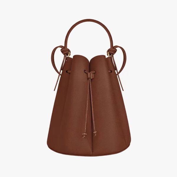2023 evening bags polene numero huit bucket designer full-grained leather tote crossbody gold-plated stainless-steel hardware handbags suede
2023 evening bags polene numero huit bucket designer full-grained leather tote crossbody gold-plated stainless-steel hardware handbags suede