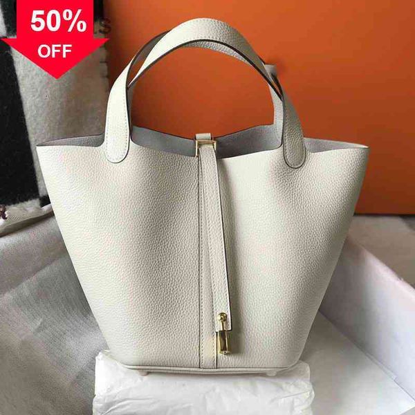 dhl 2022 designer bags picotins lock head kraft vegetable basket high-end temperament bucket women's bag handbagbirkins kellies h311 vv
dhl 2022 designer bags picotins lock head kraft vegetable basket high-end temperament bucket women's bag handbagbirkins kellies h311 vv