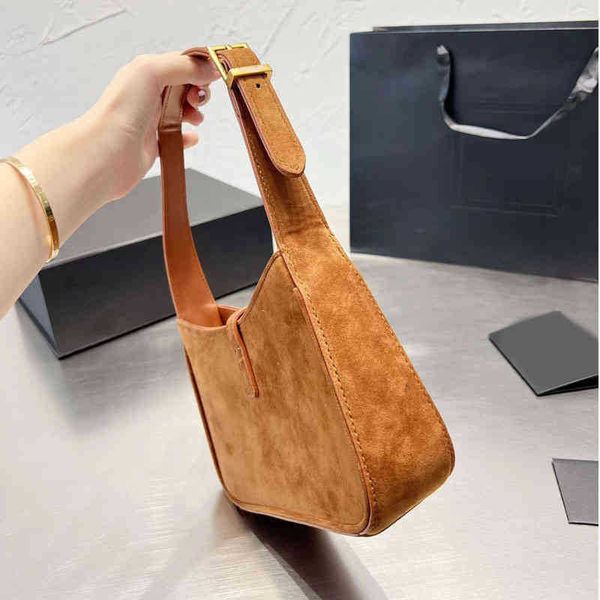 shoulder bags designer handbags women armpit leather handbag classic purse crossbody purses
shoulder bags designer handbags women armpit leather handbag classic purse crossbody purses