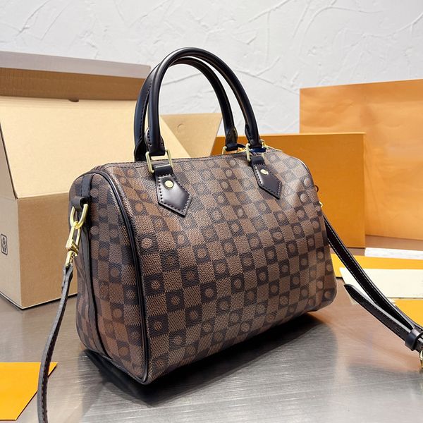 designer luxury women the tote bag fashion versatile handbags shoulder crossbody bags purse tories totes large capacity saddle wallets 7a 0u
designer luxury women the tote bag fashion versatile handbags shoulder crossbody bags purse tories totes large capacity saddle wallets 7a 0u