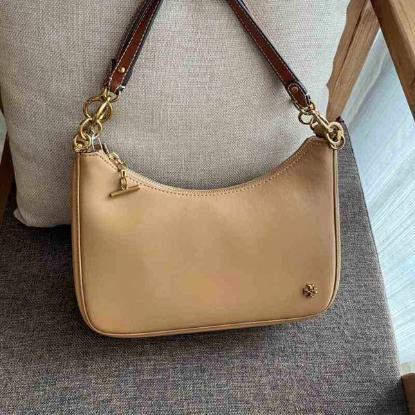 handbags torys designer bag burchs armpit women's sheepskin lingge mini crescent willa portable messenger one dumpling shoulder crossbo
handbags torys designer bag burchs armpit women's sheepskin lingge mini crescent willa portable messenger one dumpling shoulder crossbo