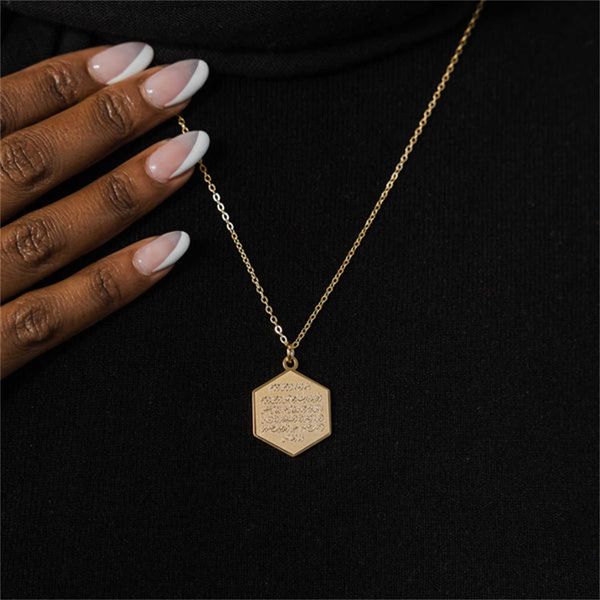 pendant necklaces surat al-fatiha necklace stainless steel muslim arabic pendant religious islam jewelry for women ramadan gift l221011, Silver
pendant necklaces surat al-fatiha necklace stainless steel muslim arabic pendant religious islam jewelry for women ramadan gift l221011, Silver