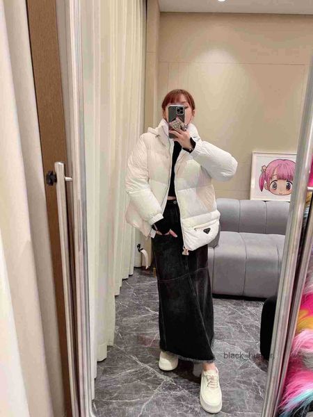 women's down prads designer22 winter new fashion classic triangle waist buckle design loose slim warm thickened cotton luxury designer, Black
women's down prads designer22 winter new fashion classic triangle waist buckle design loose slim warm thickened cotton luxury designer, Black