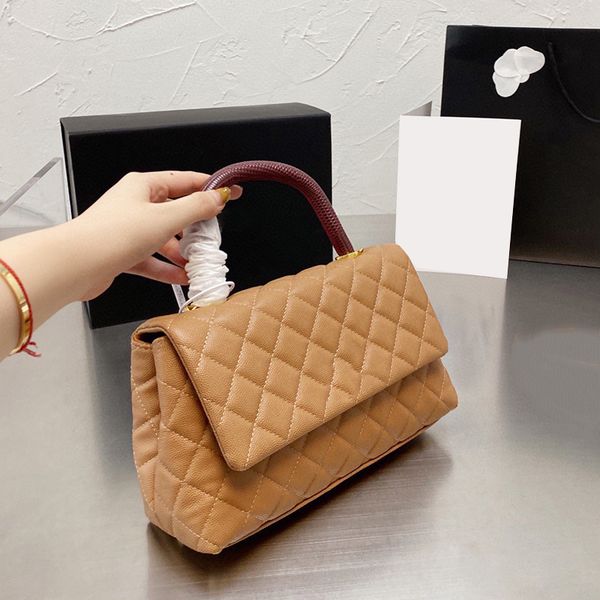 designer channelity bags for women black handbag leather chain slant shoulder clutch totes bag cc double letters solid hasp waist square str
designer channelity bags for women black handbag leather chain slant shoulder clutch totes bag cc double letters solid hasp waist square str