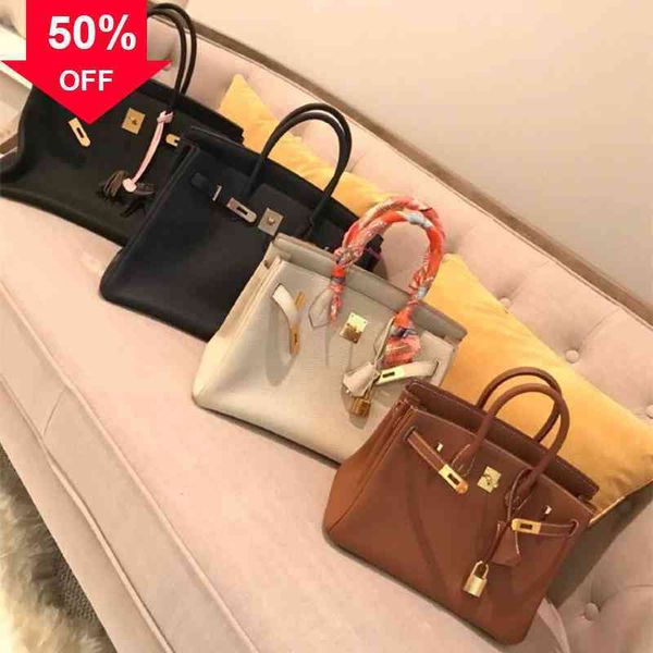 dhl luxury herme designer handbags paul lychee pattern bag real leather bag women's large capacity handbag 2022 fashion versatile one s
dhl luxury herme designer handbags paul lychee pattern bag real leather bag women's large capacity handbag 2022 fashion versatile one s