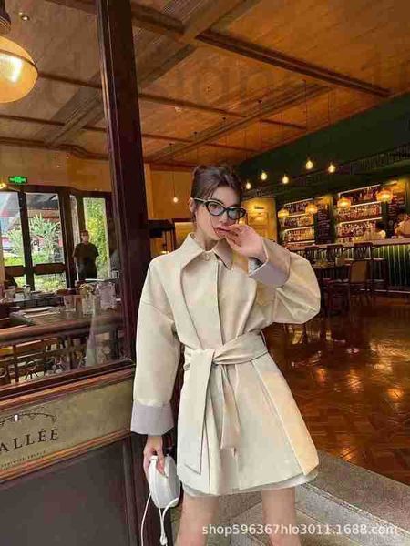 women's blouses & shirts designer autumn and winter 2022 new mid length windbreaker coat fashion casual waist long sleeve 156939 kza6, White
women's blouses & shirts designer autumn and winter 2022 new mid length windbreaker coat fashion casual waist long sleeve 156939 kza6, White