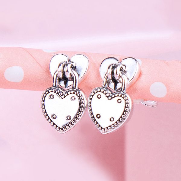 925 sterling silver love heart pendant stud earring women girls wedding party designer jewelry with original box for pandora girlfriend gift, Golden;silver
925 sterling silver love heart pendant stud earring women girls wedding party designer jewelry with original box for pandora girlfriend gift, Golden;silver