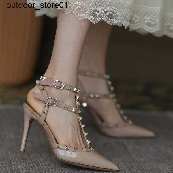 designer sandals luxury high-heeled shoes women patent leather rivet pointed thin heel matte high heels slippers valentinoe''valen, Black
designer sandals luxury high-heeled shoes women patent leather rivet pointed thin heel matte high heels slippers valentinoe''valen, Black