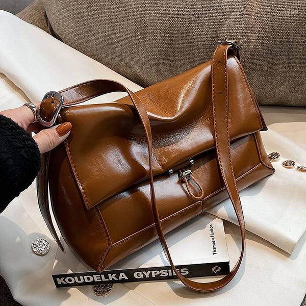 evening bags winter women designer handbags vintage pu leather high capacity crossbody ladies totes shopping bag
evening bags winter women designer handbags vintage pu leather high capacity crossbody ladies totes shopping bag