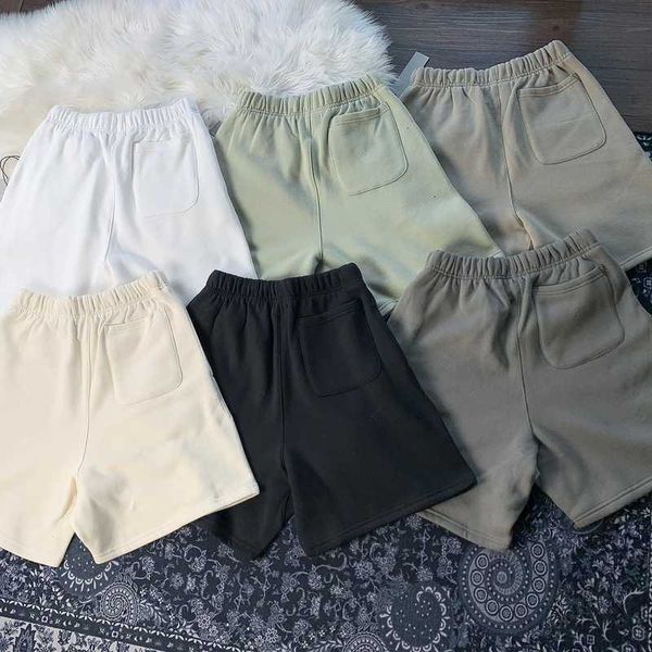 fog essentials men's shorts double thread fw reflective letter drawstring plush shorts, White;black
fog essentials men's shorts double thread fw reflective letter drawstring plush shorts, White;black