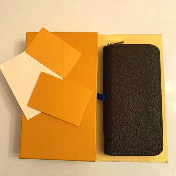 wholesale 6 colors fashion single zipper men women leather wallet lady ladies long purse with orange box card 60017 frame, Red;black
wholesale 6 colors fashion single zipper men women leather wallet lady ladies long purse with orange box card 60017 frame, Red;black