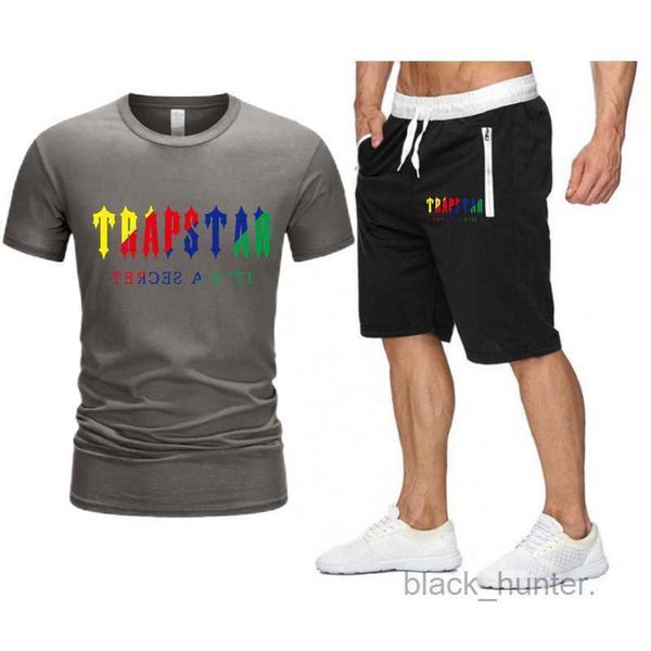 new mens t-shirt trapstar designer printed cotton short sleeve white waist shorts, White;black
new mens t-shirt trapstar designer printed cotton short sleeve white waist shorts, White;black