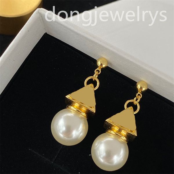 geometric stud metal earrings jewelry women big pearl earring designer hoop huggie fashion earring dongjewelrys ladies yellow bangles weddin, Golden;silver
geometric stud metal earrings jewelry women big pearl earring designer hoop huggie fashion earring dongjewelrys ladies yellow bangles weddin, Golden;silver