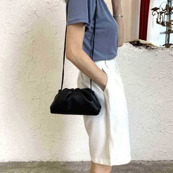 designer luxury women bag bottegas handbag fashion inclined shoulder womens bags versatile purses totes large capacity saddle venetas wallet
designer luxury women bag bottegas handbag fashion inclined shoulder womens bags versatile purses totes large capacity saddle venetas wallet