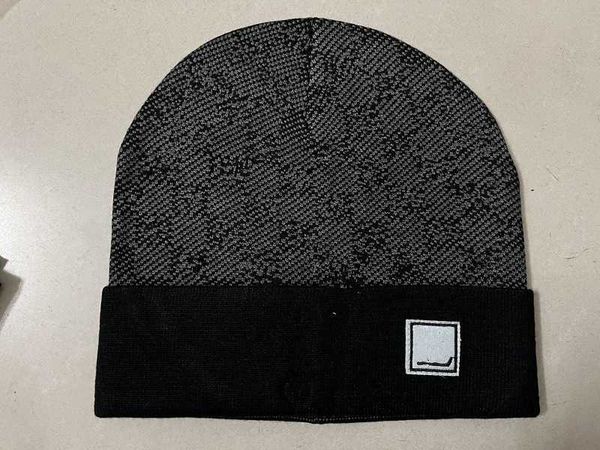 classic designer autumn winter style beanie hats men and women fashion universal knitted cap autumn wool outdoor warm skull caps vv, Blue;gray 
classic designer autumn winter style beanie hats men and women fashion universal knitted cap autumn wool outdoor warm skull caps vv, Blue;gray
