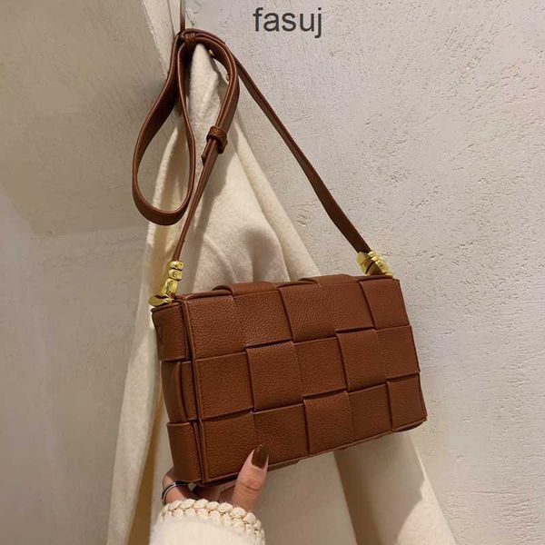 fashion ladies bottess bags venetas popular women 2022 new one shoulder crossbody autumn and winter versatile woven small square
fashion ladies bottess bags venetas popular women 2022 new one shoulder crossbody autumn and winter versatile woven small square