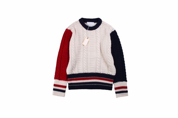 brand designer men's sweater 2022 autumn new striped stitching round neck long-sleeved wool knitted sweater for men and women, White;black
brand designer men's sweater 2022 autumn new striped stitching round neck long-sleeved wool knitted sweater for men and women, White;black