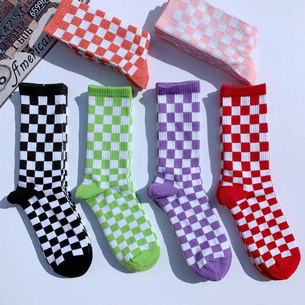 men's socks korea harajuku trend women checkerboard geometric checkered skateboard men hip hop streetwear novelty t221011, Black
men's socks korea harajuku trend women checkerboard geometric checkered skateboard men hip hop streetwear novelty t221011, Black