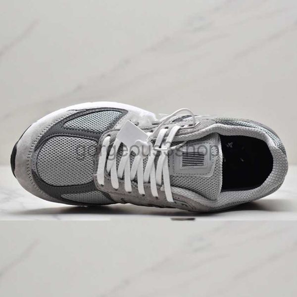 running shoes m990v5 990v5 990 v5 sneakers for men mens women reflective sports shoe trainers man training athletic sneaker black grey suede
running shoes m990v5 990v5 990 v5 sneakers for men mens women reflective sports shoe trainers man training athletic sneaker black grey suede