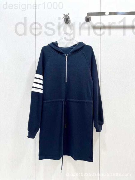 women's down & parkas designer 2022 autumn new embroidery waist dress casual loose hooded long sleeve skirt 158557 wl6g, Black
women's down & parkas designer 2022 autumn new embroidery waist dress casual loose hooded long sleeve skirt 158557 wl6g, Black