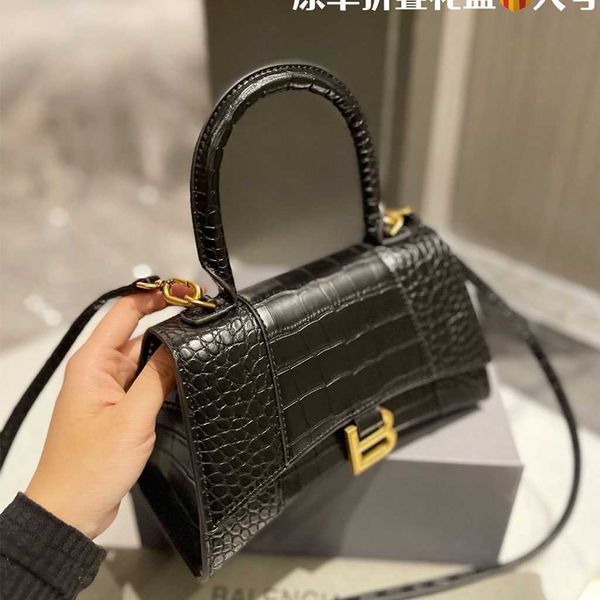 designer handbags messenger bags tote purse balenclagas crocodile pattern hourglass ladies handbag shoulder backpacks crossbody 1092
designer handbags messenger bags tote purse balenclagas crocodile pattern hourglass ladies handbag shoulder backpacks crossbody 1092