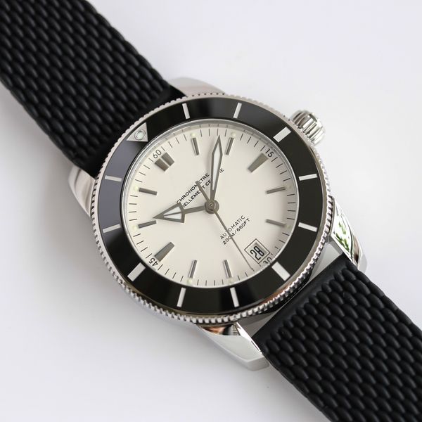 new 40mm men automatic mechanical watches brand sapphire black dial silicone band, Slivery;brown
new 40mm men automatic mechanical watches brand sapphire black dial silicone band, Slivery;brown