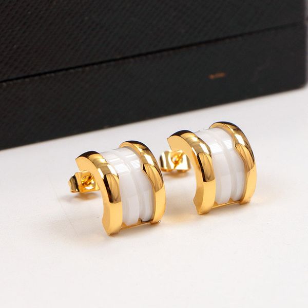 new ceramic earrings threaded black and white pearl earring 3 colors earrings for women party wedding hoop wholesale, Golden;silver
new ceramic earrings threaded black and white pearl earring 3 colors earrings for women party wedding hoop wholesale, Golden;silver
