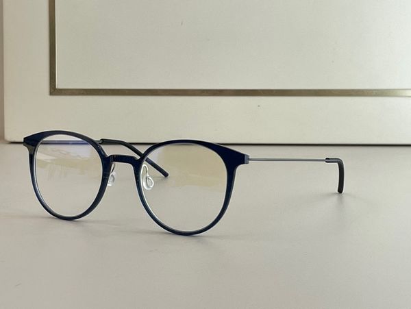 optical eyeglasses for men women retro 6768 style anti-blue square frame glasses light lens with box, White;black
optical eyeglasses for men women retro 6768 style anti-blue square frame glasses light lens with box, White;black