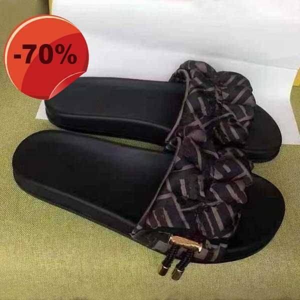 slipper quality casual shoes flip flop woman designer silk upper drawcord hardware buckle with box size 35-43
slipper quality casual shoes flip flop woman designer silk upper drawcord hardware buckle with box size 35-43