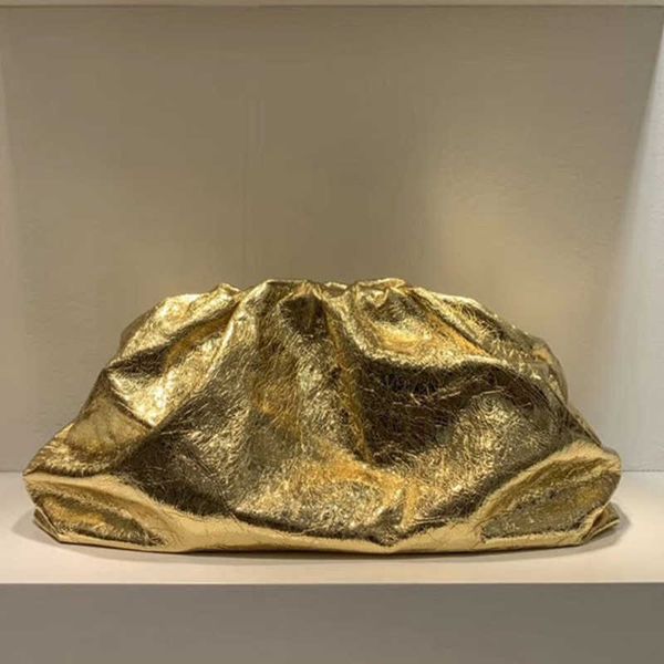 designer herme luxurious bottess bags venetas 2022 new style hand cloud leather large capacity dumpling one shoulder crossbody women's
designer herme luxurious bottess bags venetas 2022 new style hand cloud leather large capacity dumpling one shoulder crossbody women's