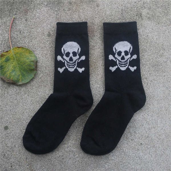 men's socks 1 pairs/lot 2017 new cotton material skull pattern men and women's socks cool casual socks meias t221011, Black
men's socks 1 pairs/lot 2017 new cotton material skull pattern men and women's socks cool casual socks meias t221011, Black