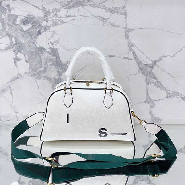 mini travel bags sports three stripes pillow handbag men women crossbody shoulder bag holiday fashion purse classic letters
mini travel bags sports three stripes pillow handbag men women crossbody shoulder bag holiday fashion purse classic letters