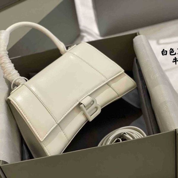 designer hourglass bags balencigas handbags high version home word leather cowhide plain hand messenger retro fashion bag b
designer hourglass bags balencigas handbags high version home word leather cowhide plain hand messenger retro fashion bag b