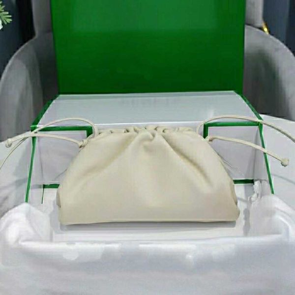 designer herme luxurious bottess bags venetas 2022 new genuine leather women's single shoulder crossbody dumpling hand-held cloud wrink
designer herme luxurious bottess bags venetas 2022 new genuine leather women's single shoulder crossbody dumpling hand-held cloud wrink