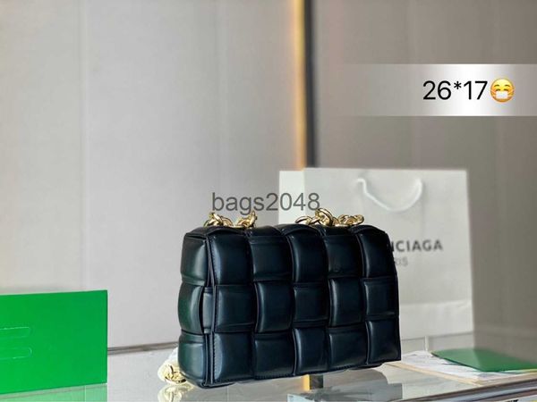 evenning bags bottegs v designer new style pillow woven square handbag cowhide versatile gaga women's handbags
evenning bags bottegs v designer new style pillow woven square handbag cowhide versatile gaga women's handbags