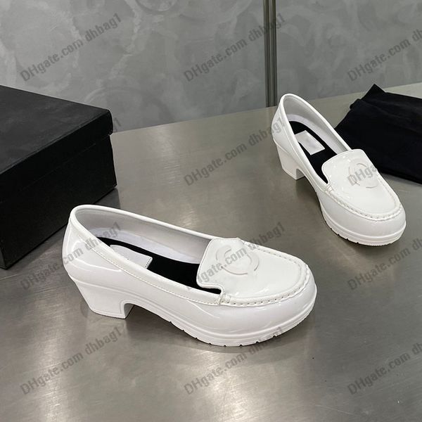 22ss womens retro patent leather dress shoes fashion loafers shoes sandlals quilted texture low heel 5cm rubber sole flat casual shoe design, Black
22ss womens retro patent leather dress shoes fashion loafers shoes sandlals quilted texture low heel 5cm rubber sole flat casual shoe design, Black
