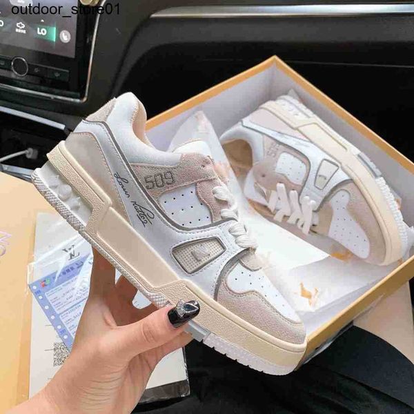designer sneakers fashion brand luxury casual shoes men women board shoes new fashionable versatile korean flat bottomed trainers, Black
designer sneakers fashion brand luxury casual shoes men women board shoes new fashionable versatile korean flat bottomed trainers, Black