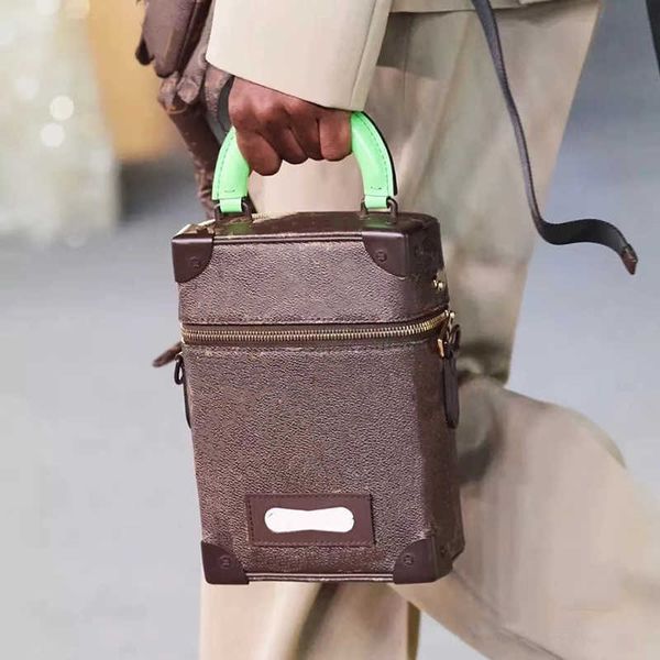 evening bags cylindrical handbag wallets shoulder bag fashion designer messenger detachable strap cuboid mini zipper cosmetic storage clutch
evening bags cylindrical handbag wallets shoulder bag fashion designer messenger detachable strap cuboid mini zipper cosmetic storage clutch