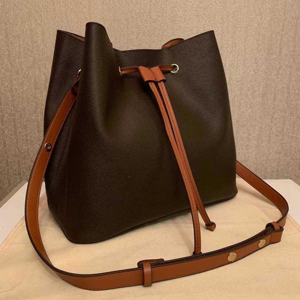 luxurys designers neonoe bucket handbags fashion women's bags old flower purses women tote brand letter genuine leather shoulder crossb
luxurys designers neonoe bucket handbags fashion women's bags old flower purses women tote brand letter genuine leather shoulder crossb