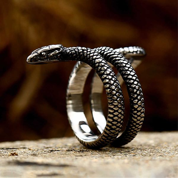 cluster rings retro punk exaggerated spirit snake ring fashion personality stereoscopic animal creativity jewelry gift for man wholesale l22, Golden;silver
cluster rings retro punk exaggerated spirit snake ring fashion personality stereoscopic animal creativity jewelry gift for man wholesale l22, Golden;silver