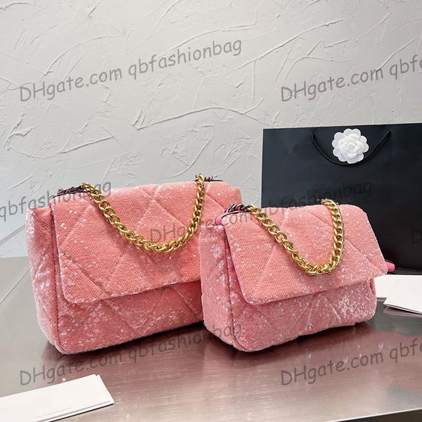 30cm/25cm womens 19 series sequins bags classic flap quilted f/w large capacity interwoven chain shiny crossbody street party luxury designe
30cm/25cm womens 19 series sequins bags classic flap quilted f/w large capacity interwoven chain shiny crossbody street party luxury designe