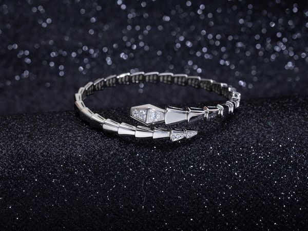 gold bracelet rattlesnake shaped hand head and tail inlaid diamond craft 925 sterling silver gilding craft men women jewelry luxury wear nev, Black
gold bracelet rattlesnake shaped hand head and tail inlaid diamond craft 925 sterling silver gilding craft men women jewelry luxury wear nev, Black