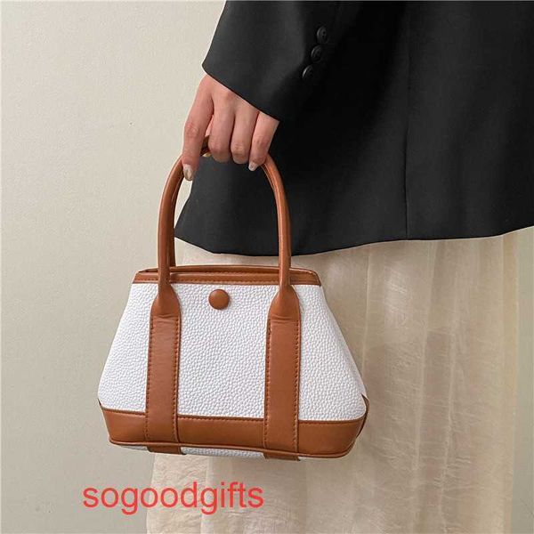 designer herme bag garden party bags women crossbody tote handbags portable solid color small bag women's 2022 summer new trend fashion
designer herme bag garden party bags women crossbody tote handbags portable solid color small bag women's 2022 summer new trend fashion